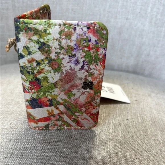 Hobo Floral Women's Fold Wallet - Multicolor - Picture 6 of 7